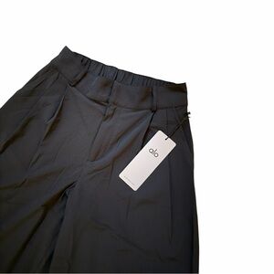 NWT ALO Yoga Black Wide Leg Pants